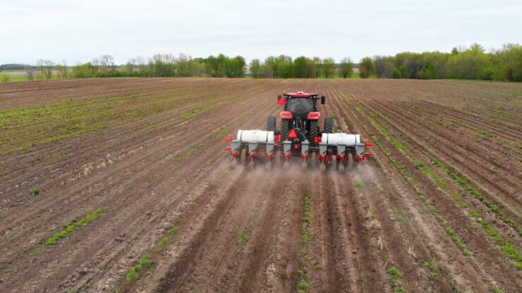 Specialized seeder for wide-row crops